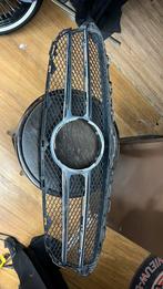 Originele mercedes c-klasse w205 Amg grill, Auto-onderdelen, Carrosserie en Plaatwerk, Ophalen of Verzenden, Voor, Bumper