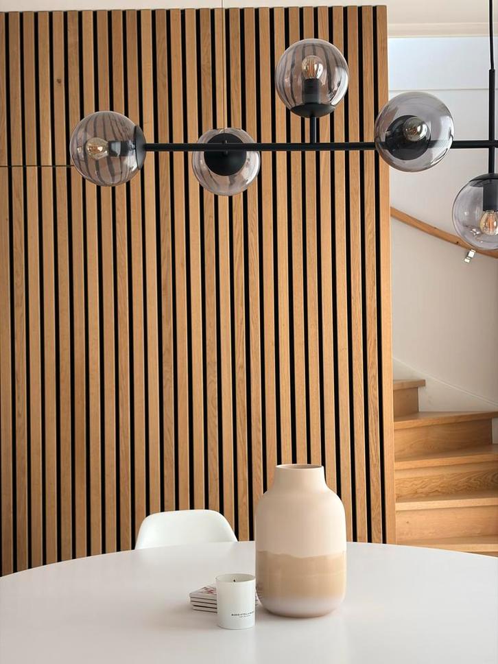 Bolia Orb hanglamp – mat zwart met rookgrijs glas, Huis en Inrichting, Lampen | Hanglampen, Zo goed als nieuw, Minder dan 50 cm