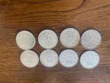  8 zilveren guldens 1954 - 1967 beschikbaar voor biedingen