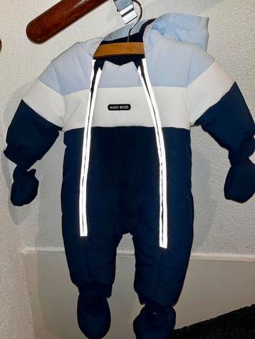 Originele Hugo boss skipak blauw 2 maanden beschikbaar voor biedingen