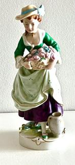 Prachtig Porseleinen Beeldje – Unterweissbach, Ophalen of Verzenden