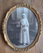 Oude foto in oude lijst, Huis en Inrichting, Woonaccessoires | Lijsten, Minder dan 50 cm, Gebruikt, Ophalen of Verzenden, Minder dan 50 cm