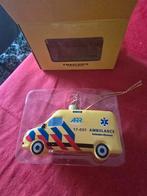 Te koop kerstbal, ambulance, collector item., Ophalen of Verzenden, Nieuw