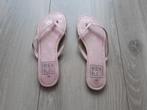 Te koop leuke nieuwe slippers van het merk Bien Bleu, Kleding | Dames, Schoenen, Slippers, Nieuw, Ophalen of Verzenden, Roze