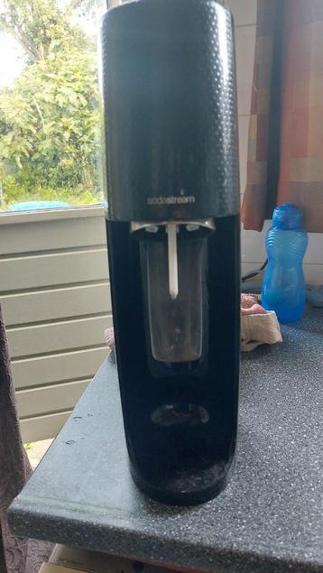 Sodastream met fles beschikbaar voor biedingen