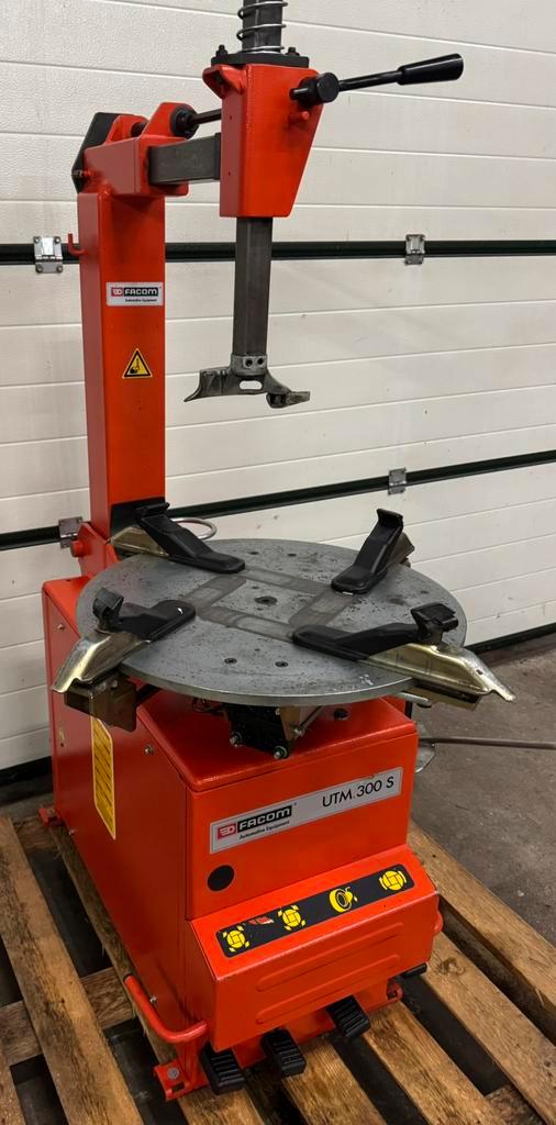In unieke staat! Facom UTM 300 S demonteermachine!!!, Auto diversen, Autogereedschap, Zo goed als nieuw, Ophalen of Verzenden