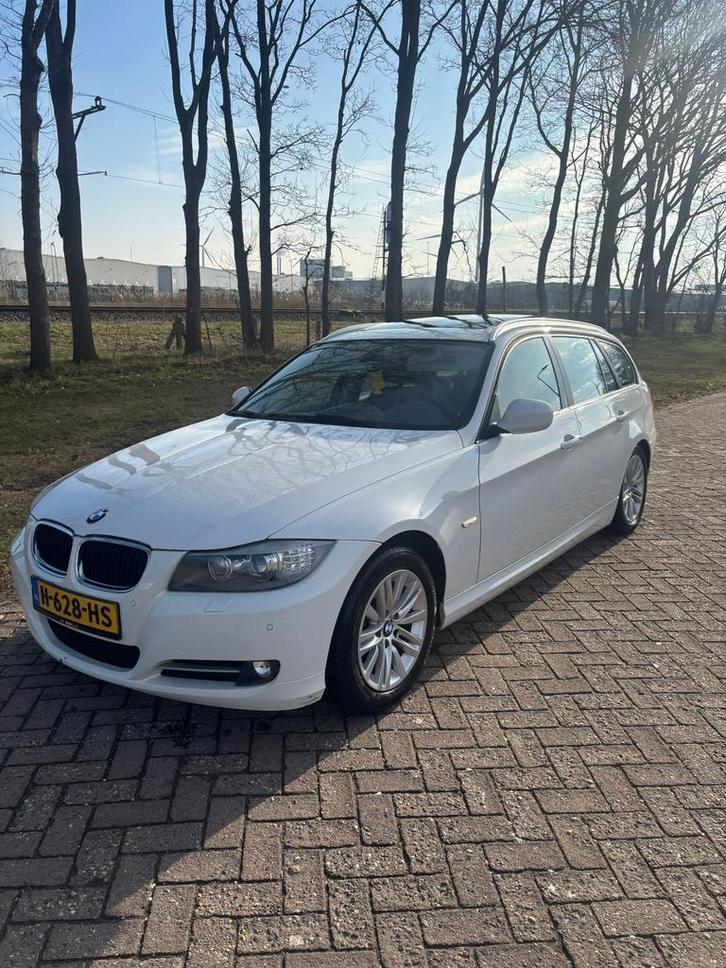 BMW 3-Serie 2.0 I 320 Touring 2011 Wit APK 13-02-2027, Auto's, BMW, Particulier, 3-Serie, ABS, Airbags, Airconditioning, Alarm