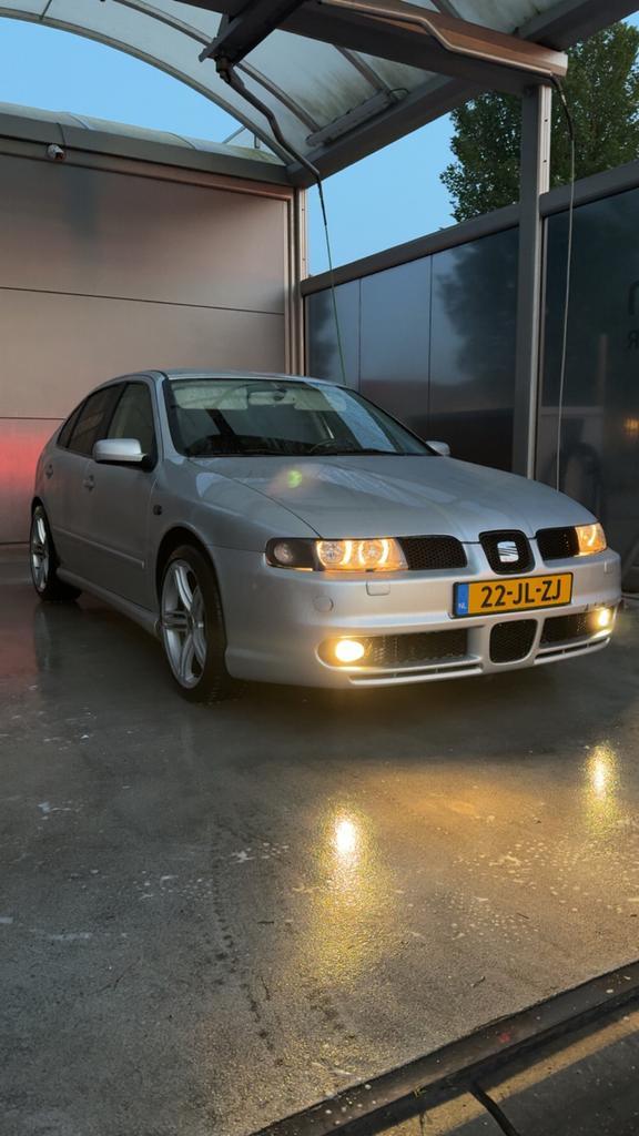 Seat Leon 1.8T 20V 132kW 4x4! 2002, Auto's, Seat, Particulier, Leon, Benzine, F, Hatchback, Handgeschakeld, Origineel Nederlands
