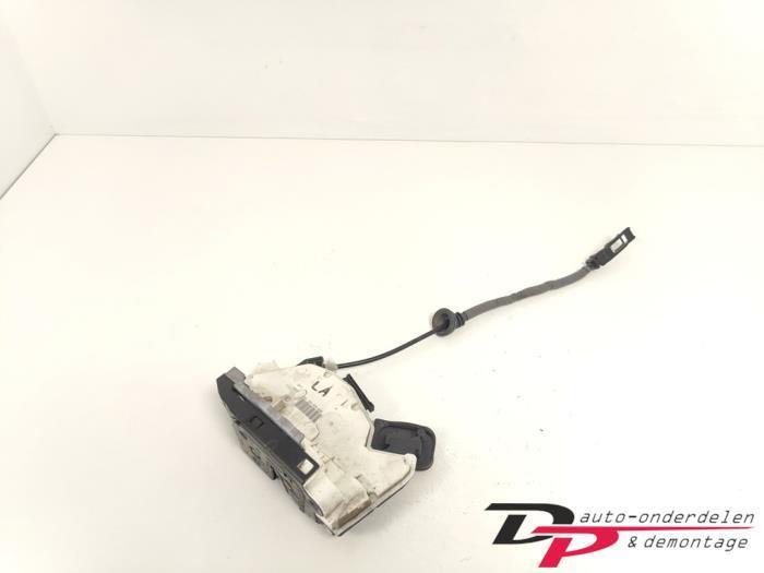 Deurslot Mechaniek 4Deurs links-achter van een Volkswagen Go, Auto-onderdelen, Carrosserie en Plaatwerk, Volkswagen, Gebruikt