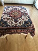 Smyrna tafelkleed. 170 cm x128 cm, Huis en Inrichting, Stoffering | Tapijten en Kleden, Ophalen of Verzenden, Zo goed als nieuw