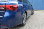 Toyota Avensis1.8 VVT-i Executive Business AUTOMAAT,TREKHAAK, Stof, Blauw, Bedrijf, 1600 kg