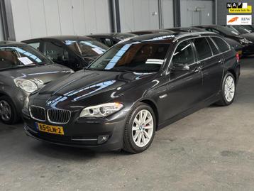 BMW 5-serie Touring 523i High Executive Automaat PANO Trekha beschikbaar voor biedingen