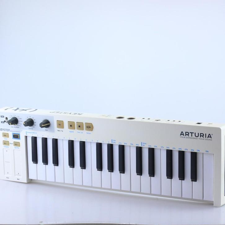Arturia Keystep 32 Midi, Muziek en Instrumenten, Midi-apparatuur, Zo goed als nieuw