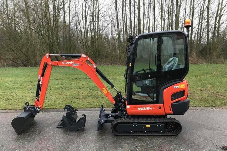 Minigraver / minikraan te huur, Tuin en Terras, Zand, Ophoogzand, Ophalen of Verzenden