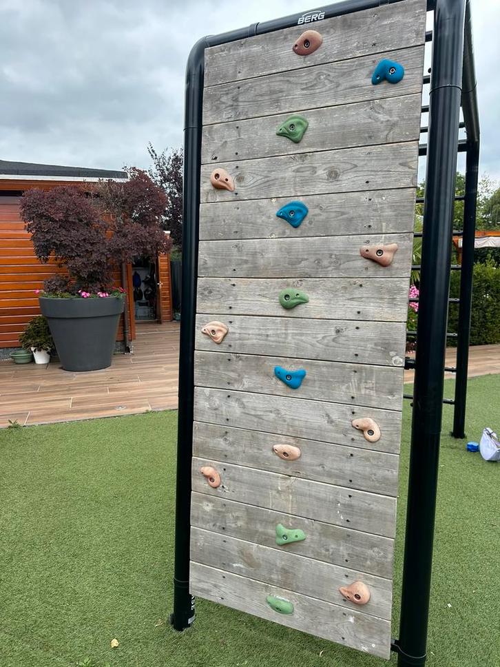 BERG PlayBase accessoire Klimmuur, Kinderen en Baby's, Speelgoed | Buiten | Speeltoestellen, Zo goed als nieuw, Klimwand, Aanbouwonderdeel