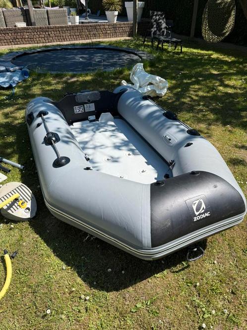 Zodiac cadet 270 incl 4 pk suzuki 4T en veel accesoires, Watersport en Boten, Rubberboten, Zo goed als nieuw, Zodiac, Airdeck