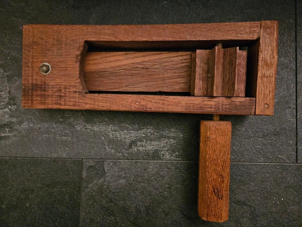 Houten Ratel wo2 bescherming bevolking engels, Ophalen of Verzenden, Nederland