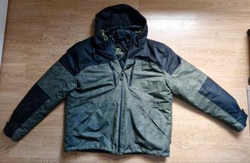 Mooie dubbele winterjas xl/xxl beschikbaar voor biedingen