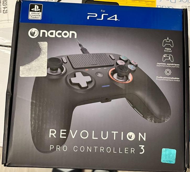 Nacon Revolution Pro 3– Officiel controller voor PS4, Spelcomputers en Games, Spelcomputers | Sony PlayStation Consoles | Accessoires