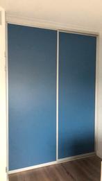 Mooie schuifwand kast deuren lundia. Blauw of roze, Doe-het-zelf en Verbouw, Kozijnen en Schuifpuien, Ophalen of Verzenden, Zo goed als nieuw