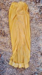 2 geel vitrages 110 breed x 145 lengte, Huis en Inrichting, Stoffering | Gordijnen en Lamellen, Ophalen of Verzenden, Zo goed als nieuw