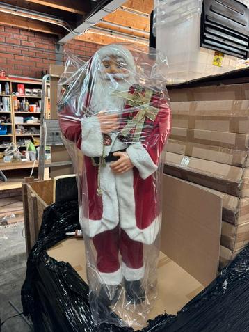 Kerstman decoratie ruim 1 meter hoog. beschikbaar voor biedingen