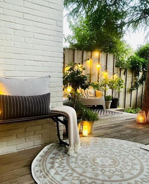 Kussens Oyoy 30x60 antraciet en Jysk 50x65 lichtgrijs, Huis en Inrichting, Woonaccessoires | Kussens, Zo goed als nieuw, Grijs