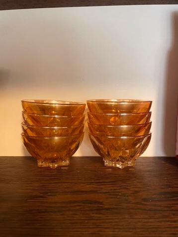 Oranje persglas schaaltjes vintage beschikbaar voor biedingen