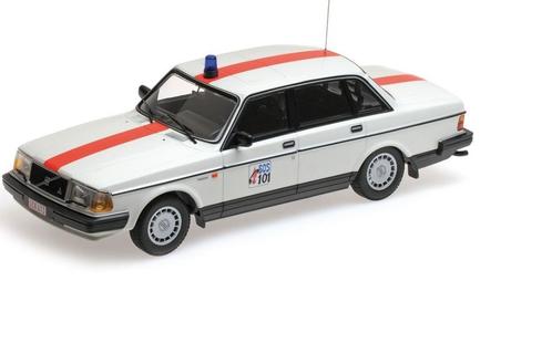 Volvo 240 gl 1:18. Belgische. Politie 101. Minichamps nieuw., Hobby en Vrije tijd, Modelauto's | 1:18, Nieuw, Auto, MiniChamps