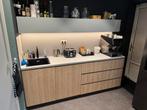 Te Koop, keuken met eiland!, Huis en Inrichting, Keuken | Complete keukens, Gebruikt, Overige typen, Ophalen of Verzenden, Grijs