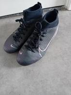 VOETBALSCHOENEN NIKE, Sport en Fitness, Voetbal, Verzenden, Maat XS of kleiner, Schoenen, Zo goed als nieuw