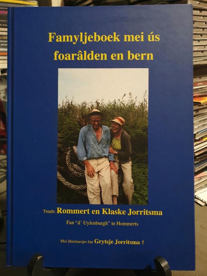 Famyljeboek mei ús foarâlden en bern, Boeken, Geschiedenis | Stad en Regio, Ophalen