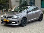 Renault Mégane 1.2 TCE 97KW Hatchback 2014 Grijs, Auto's, Renault, Voorwielaandrijving, Euro 5, Zwart, 4 cilinders