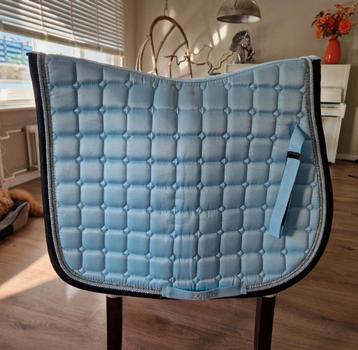 Equito Ice Blue maat COB beschikbaar voor biedingen