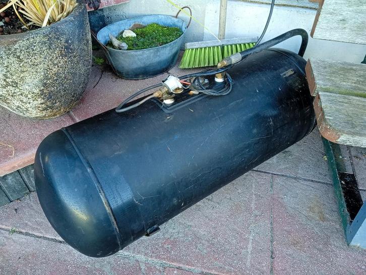 2 x LPG tank 85L en 90L STAKO , Oldtimer Camper Koken Gas, Auto diversen, Overige Auto diversen, Ophalen