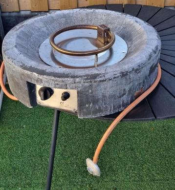 Propaan Gas Vuurtafel  Vuurkorf Buiten  Steeneffect beschikbaar voor biedingen