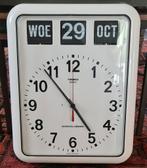 Twemco senioren Kalenderklok wandmodel Nieuw, Ophalen of Verzenden, Nieuw, Analoog, Wandklok