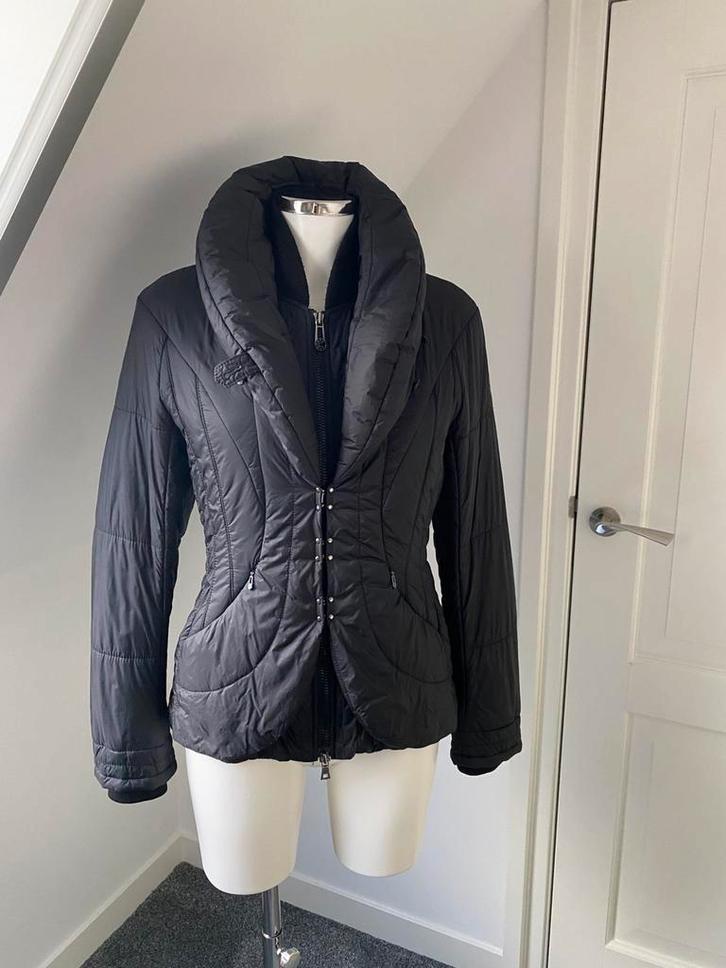 (NIEUW) Prachtig zwarte CREENSTONE winterjas maat 36-38, Kleding | Dames, Jassen | Winter, Zo goed als nieuw, Maat 36 (S), Zwart