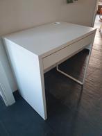 Ikea Micke met gebruikerssporen, Huis en Inrichting, Bureaus, Ophalen, Gebruikt