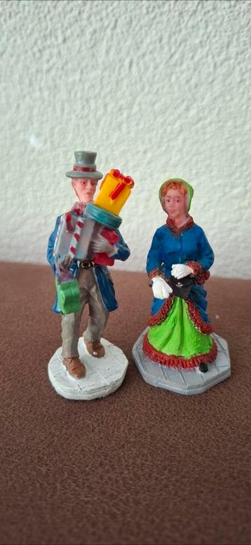 Lemax Out Shopping - Artikelnummer: 72383 Retired  beschikbaar voor biedingen