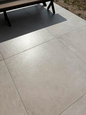 Class Tile Beige keramische tegels 120x120cm ca 15m2 beschikbaar voor biedingen