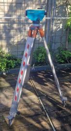 Kernlevel waterpas instrument met 3 poot en koffer IGST, Doe-het-zelf en Verbouw, Meetapparatuur, Ophalen of Verzenden, Gebruikt