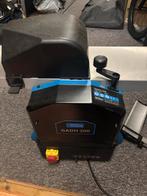 Gude vlakdiktebank met afzuiging, Ophalen