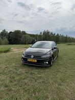 Volkswagen Polo 1.0 TSI 70KW BMT R-line 2018 digitale dash, Auto's, Voorwielaandrijving, Zwart, Handgeschakeld, 570 kg