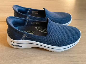 Nieuwe Skechers slip-in schoenen, 36, originele doos beschikbaar voor biedingen