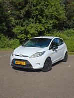 Ford Fiesta 1.25 Trend | APK 01/2026 | Nieuwe remmen, Voorwielaandrijving, 1242 cc, 4 cilinders, Wit