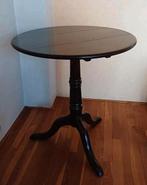 Donker houten ronde tafel met driepoot jaren 90, Ophalen