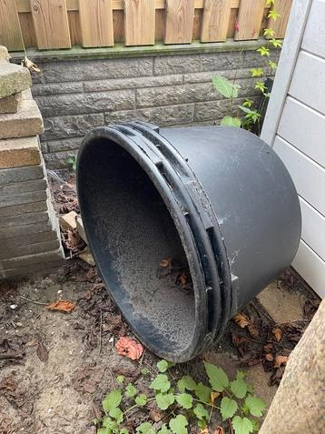 3 stuks Speciekuip - Gebruikt ca. 65liter beschikbaar voor biedingen