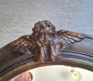Cherubijn Engel ronde spiegel.  beschikbaar voor biedingen
