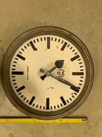 Industriële klok jaren 50-60, Antiek en Kunst, Antiek | Klokken, Ophalen of Verzenden